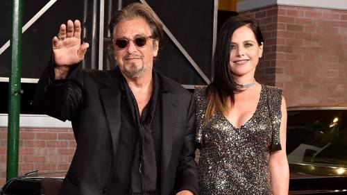 La fidanzata di Al Pacino: "L’ho lasciato perché è vecchio, tirchio e noioso come The Irishman"